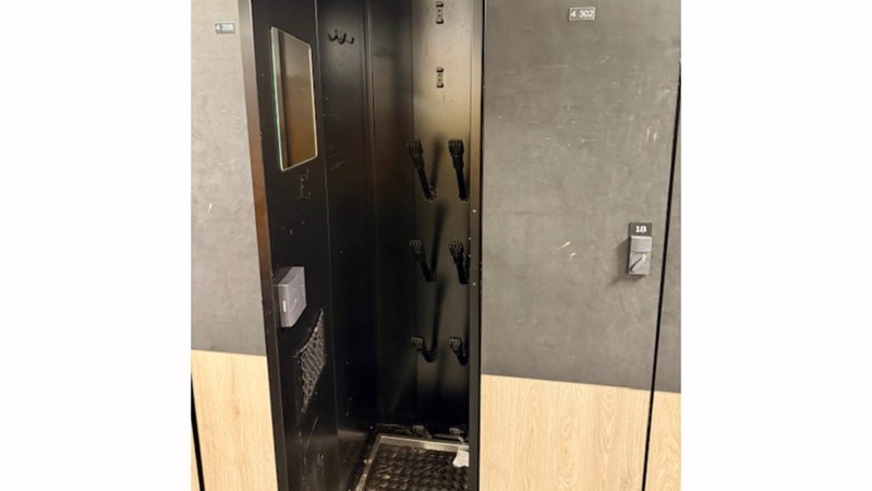 Skidskåp med skotork